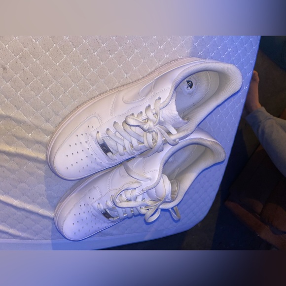 Nike Air Force 1 - Picture 3 of 8